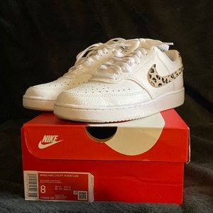 Womens Nike sz 8 white with cheetah